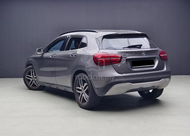 MIL-54K 2019 Mercedes Benz GLA200 1.6 (A) F/SE/REC - 2