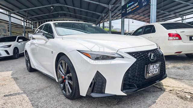 2024 Lexus IS300 2.0 F-SPORT (A) GRADE 5A -8 YS WT - 2