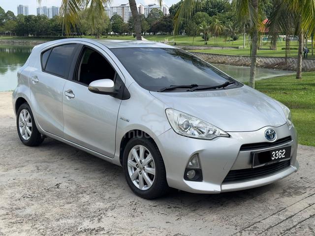 2013 Toyota PRIUS C 1.5 (HYBRID) (A) - 1