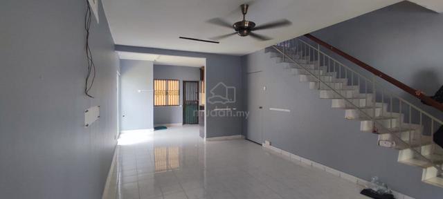 Selayang Mulia Teres 2 Tgkt End lot with land(1900sft) 1