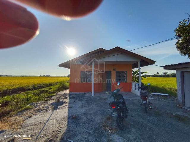 Rumah Untuk Di Sewa Parit 14 Sabak Bernam 1