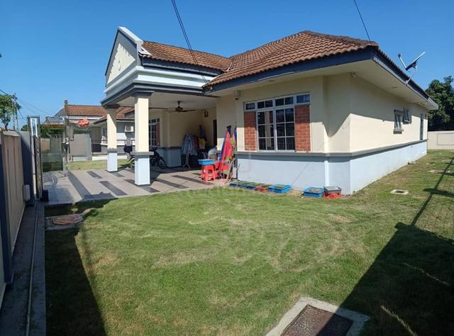 Single Storey Bungalow Pantai Sepang Putra, Sepang 1