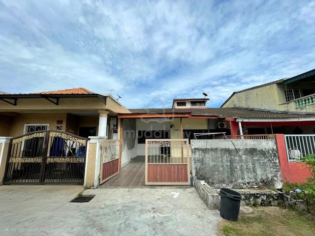 [FACING OPEN]  Taman Sri Serdang Sri Kembangan Single Storey Terrace 1