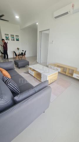 The Louvre @ Country Heights 1