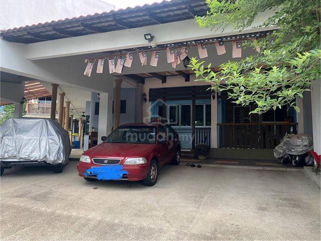 CORNER LOT Single Storey Ampang Jaya, Ampang 1