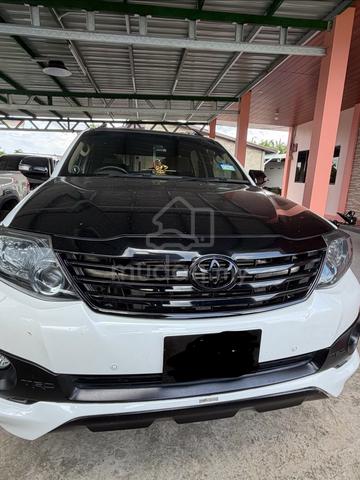 2012 Toyota FORTUNER 2.5 G (A) - 1