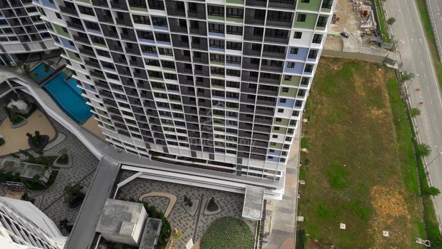 i-Soho @ i-City 3