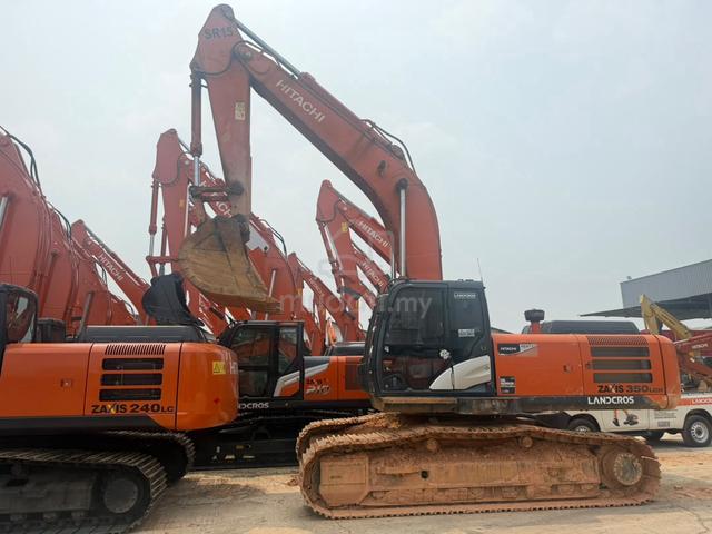 Hitachi ZX350LCH Excavator (Used) - photo 2 of 3