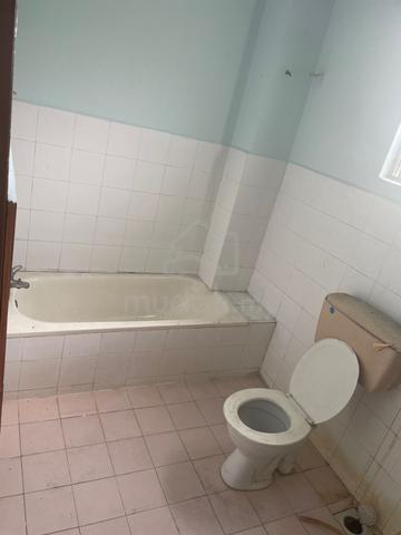 2sty terrace house Taman Putra Kajang Selangor 4