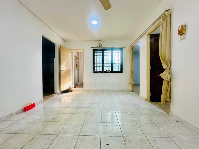 Flat Kelompok Mawar 1