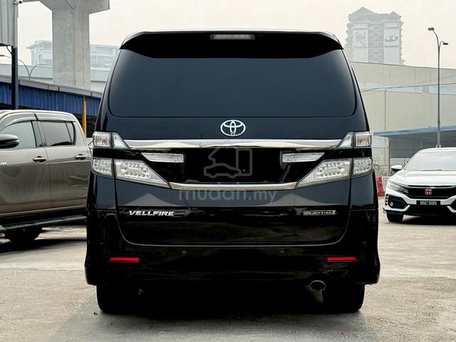 2014 2018 Toyota VELLFIRE 2.4 Z GOLDEN EYES OFFER - 4