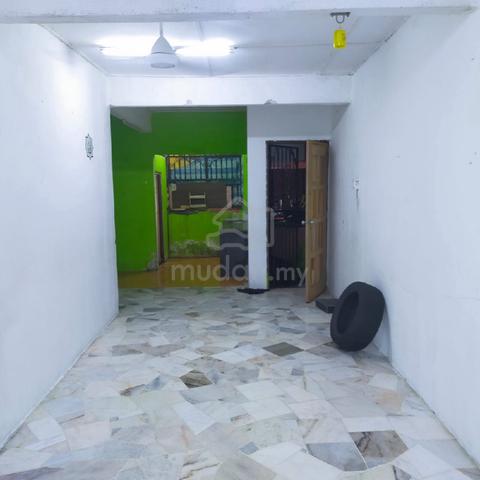 Taman Pinggiran Delima Flat 1
