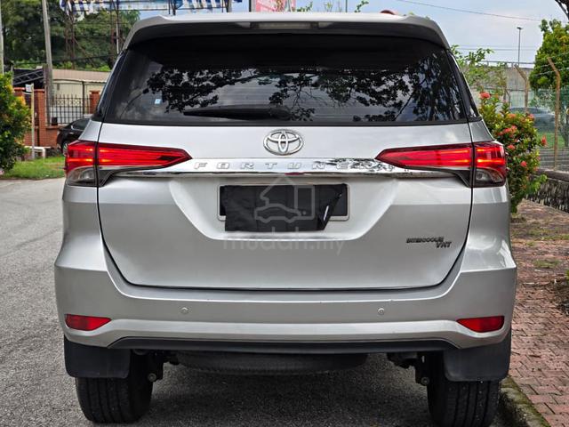 2018✨Toyota FORTUNER 2.4 VRZ 4x4 F.S.R HILUX - 4
