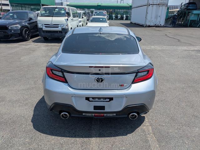 UNREG 2024 Toyota GR86 2.4 RZ AT GRADE 5A Silver - 5