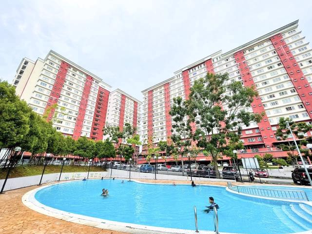 The Lumayan Apartment 1