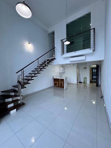 (40% below market value) Office Plaza Azalea Seksyen 14, Shah Alam 1