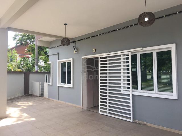 corner house 1