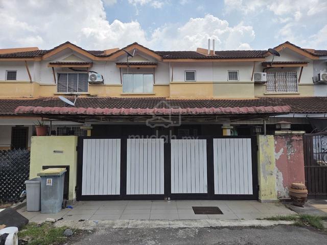[ FULLY EXTENDED ] Double Storey Terrace SP7 @ Bandar Saujana Putra 1
