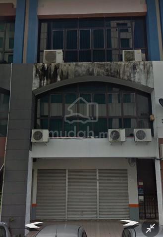 Near Crown Tower 1st floor shoplot for rent 1