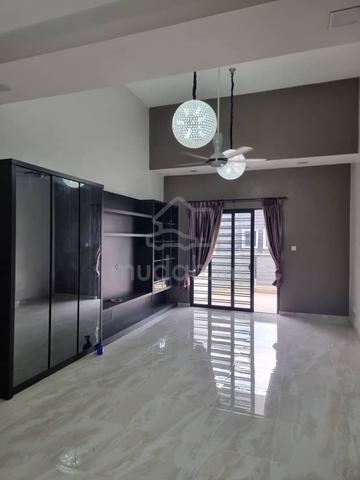 Taman Kempas Utama 2.5 Storey Terrace House For Sale Fully Renovated 1