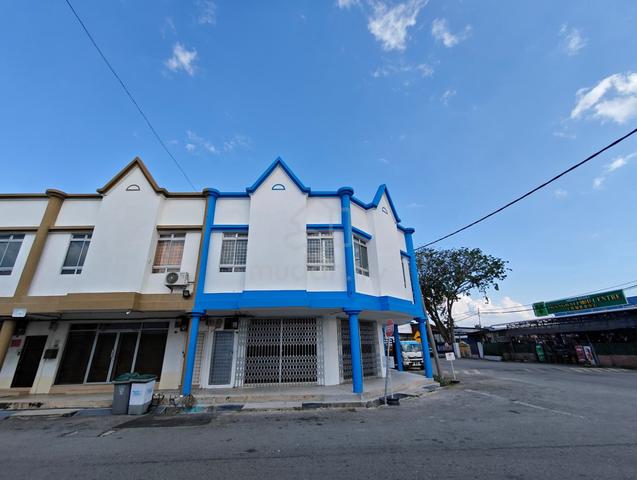 STRATEGIC CORNER Shop Facing Busy Commercial Area @ Malim Jaya Melaka 1