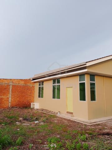 [FREEHOLD] SEMI-D SETINGKAT @ TMN PERAMU LAVENDER, PEKAN untuk dijual 4