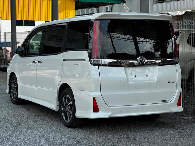 2021 Toyota NOAH 2.0 WXB III (A) 8Seat - 3