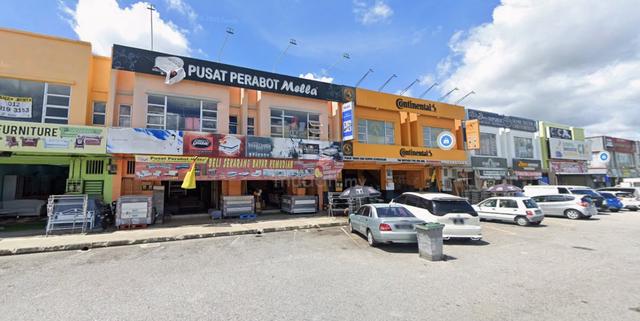 Nilai 3, Single Storey shop, Tenanted, below market 1