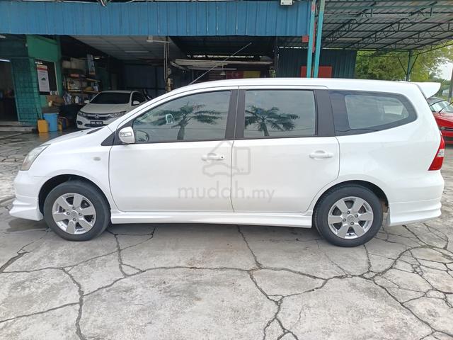 2013 Nissan GRAND LIVINA 1.6 CLASSIC/COMFORT (A) - 4
