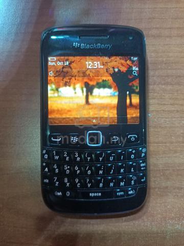 Blackberry Bold 9790 - photo 2 of 6