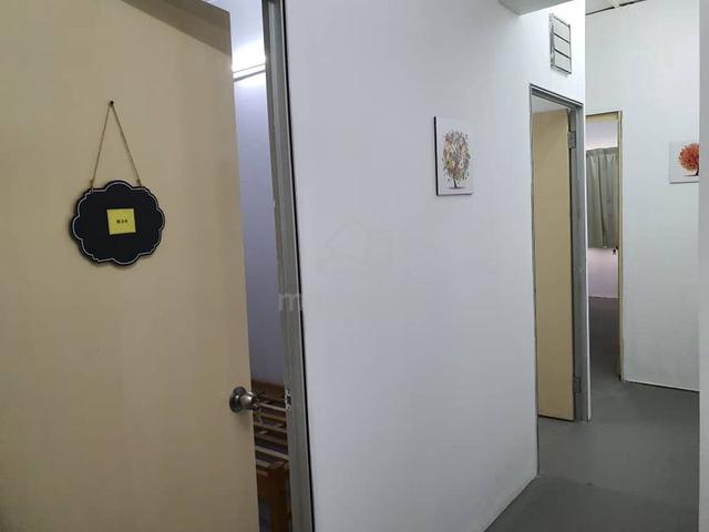 Bilik Sewa Wanita Muslim - Ukay Perdana, Bukit Antarabangsa, Ampang 1