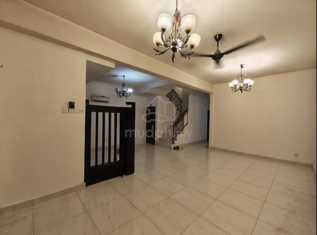 Bandar Sungai Long 2 Storey Taman Bukit Suria 2 ( Gated Guard ) Cheras 1