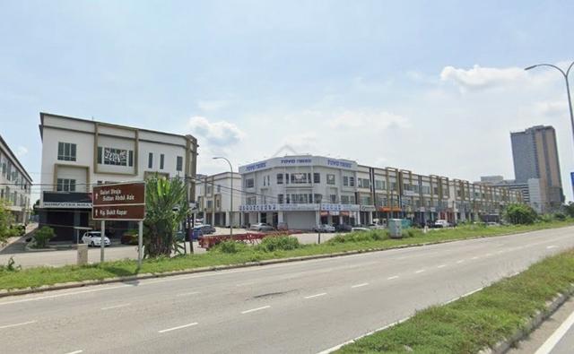 Johan Setia Facing Main Road Jalan Banting Klang Zoning Industry 1