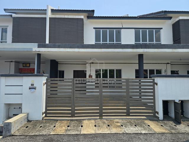 Double Storey House At Taman Klebang Ria, Chemor, Perak. 1