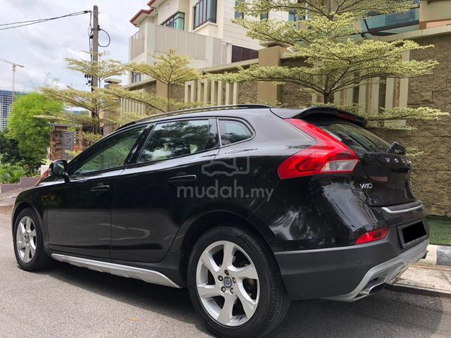 2015 Volvo V40 2.0 CROSS COUNTRY T5 (A) - 1