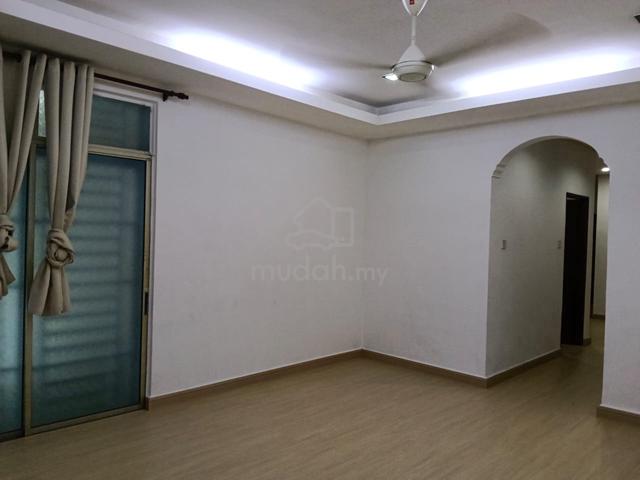 Taman Bukit Indah (Jalan Indah 19), 2sty Terrace, Partly Renovated 1