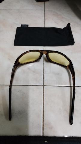 Oakley Encounter frame sunglasses made in USA - photo 2 of 6
