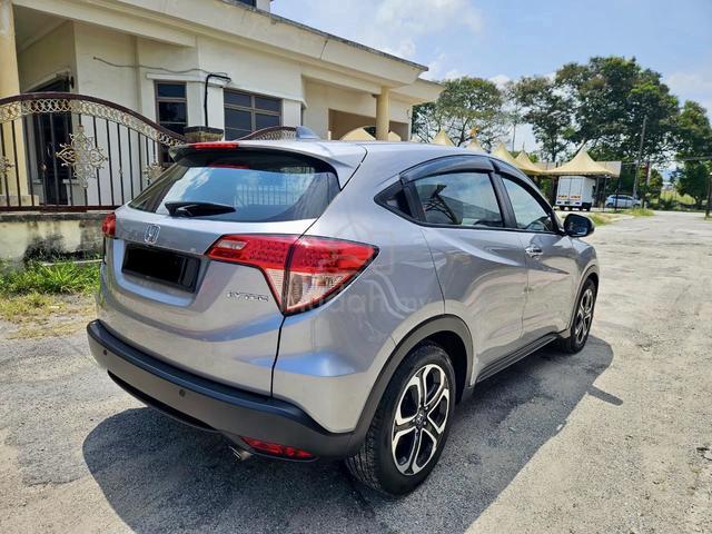 2018 Honda HR-V 1.8 V, LOW ORI MILEAGE 84k km - 4