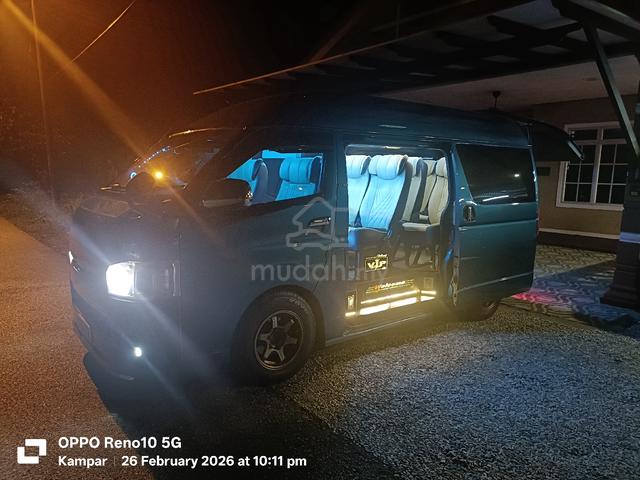2010 Toyota HIACE 2.5 (M) - 1