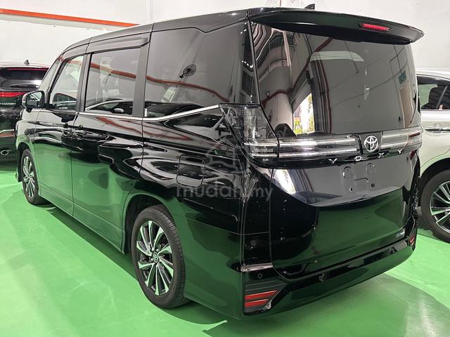 2022 Toyota VOXY 2.0 S-Z (A) - 2