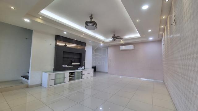 3 Storey TAMAN MERANTI JAYA Puchong, Actual, Freehold, FULLY EXTENDED 1