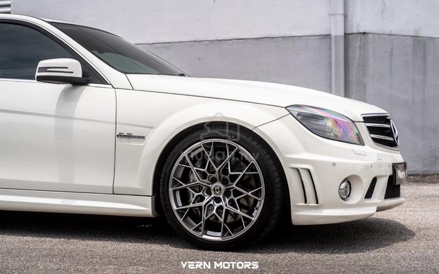 2010 Mercedes Benz C63 AMG 6.2 - RESTORED - 3
