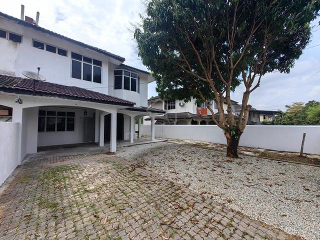 For Rent Ulu Tiram@ Taman Kasih, 2 sty Semi-D House 1