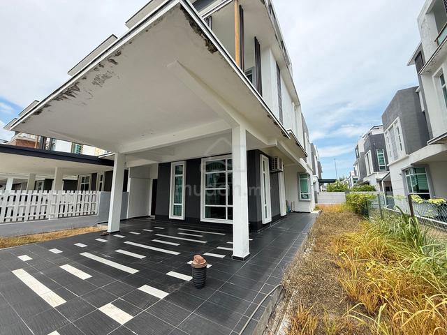 GUARDED 3 Storey Semi D Taman Klebang Utama Kota Syahbandar Limbongan 1