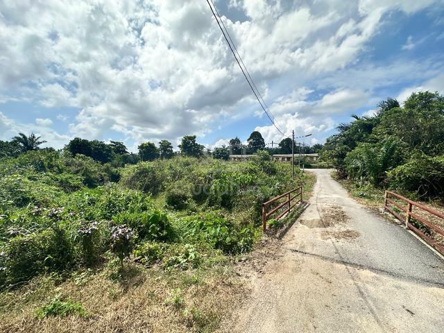 Tanah depan jalan,450m dari air panas gadek,35k sft, lot tepi 3