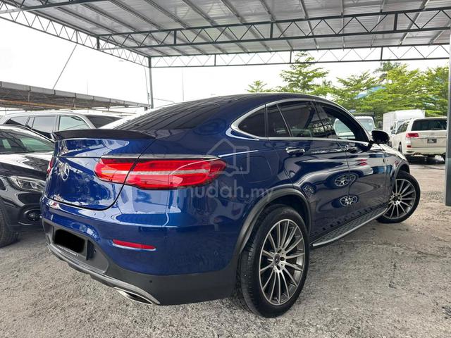 Mercedes Benz GLC250 2.0 4MATIC COUPE AMG FullLoan - 2