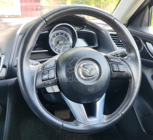 MAZDA 3 2.0 SEDAN HIGH SKYACTIV (a)(CKD)/FULL LOAN - 5