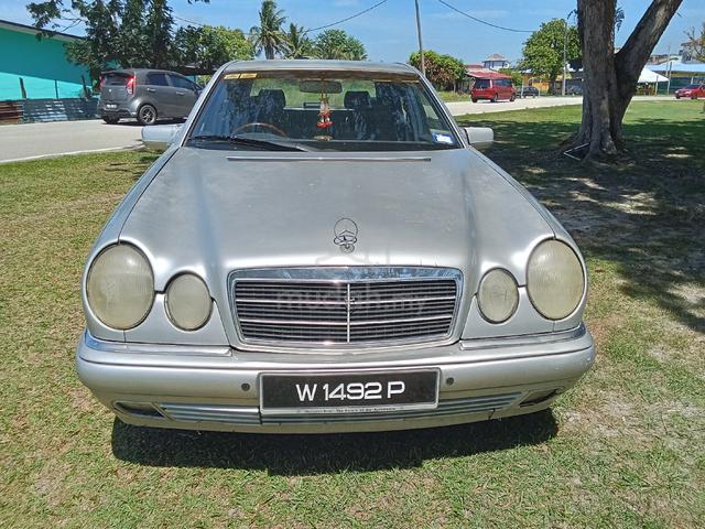 1996 Mercedes Benz 200E 2.0 W124 (A) - 4