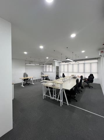 Fully furnish Office for Rent, Stellar Suites Walking distance to LRT 1