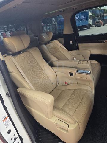 2019 Toyota ALPHARD 3.5  (A) - 4